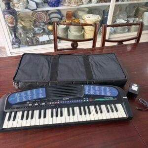 Teclado Casio MA-130 con funda y transformador 49 teclas 100 ritmos y 100 melodias