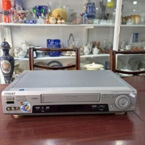 Videocasetera SONY VHS SLV- L86HF 6 cabezas estereo con su control remoto