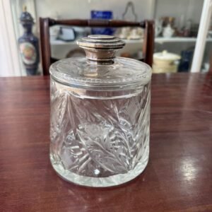 Caramelera o bombonera de cristal súper tallado pico plata 925