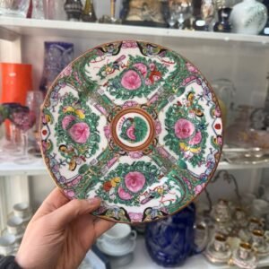 Plato porcelana oriental pintado a mano con oro