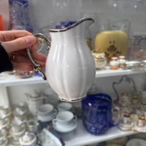 Lechera porcelana verbano con platería