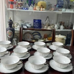 Juego de 11 dúos de té porcelana verbano con platería