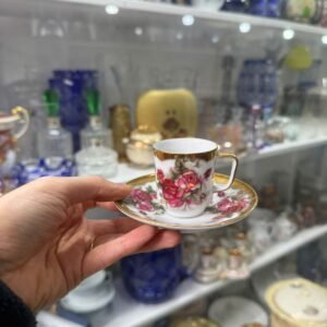 Dúo de café petit porcelana tsuji pintado a mano con oro
