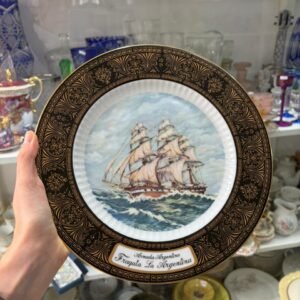 Plato fragata la argentina porcelana tsuji
