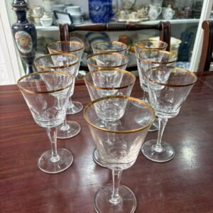 Juego de 10 copas de cristal con guarda en oro