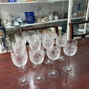 Juego de 12 copas de cristal súper tallado