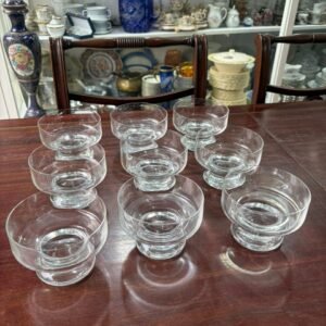 Juego de 9 copas de cristal