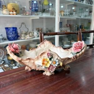 Centro de mesa muy antiguo italiano CAPODIMONTE