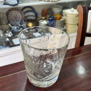Hielera de cristal tallado