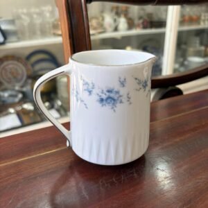 Lechera porcelana tsuji