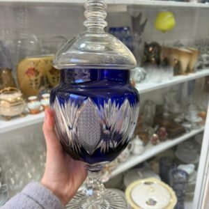 Caramelera o potiche de cristal súper tallado azul