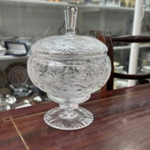 Caramelera o bombonera de cristal súper tallado