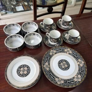 Juego de vajilla 4 platos playos, 4 platos de postre, 4 compoteras, 4 dúos té