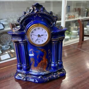Reloj azul cobalto