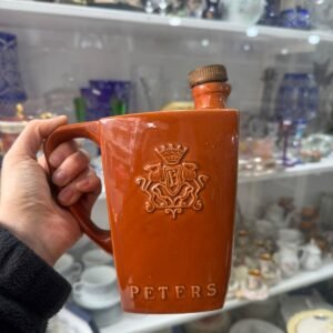 Botellón de whisky retro