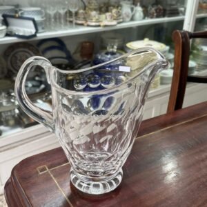 Jarra de cristal tallado