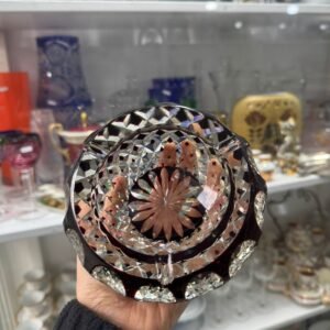 Exquisito cenicero de cristal súper tallado
