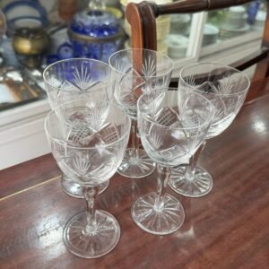 Set de 5 copas de cristal tallado