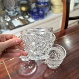 Set de 4 tazas de vidrio prensado