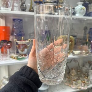 Jarra de cristal tallado