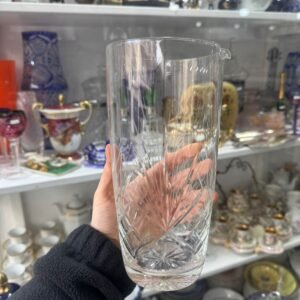 Jarra de cristal tallado