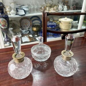 Set de perfumeros de cristal tallado