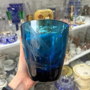 Hielera azul de cristal