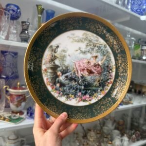 Plato porcelana LIMOGES pintado a mano con oro
