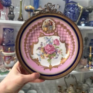 Plato porcelana BAVARIA pintado a mano con oro borde de bronce