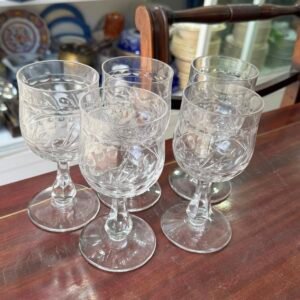 Set de 5 copas para agua o vino de cristal súper tallado