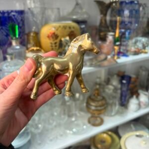 Figura caballo de bronce