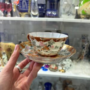 Dúo de té porcelana oriental pintada a mano con oro