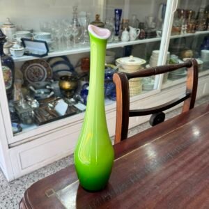 Florero de cristal de murano verde