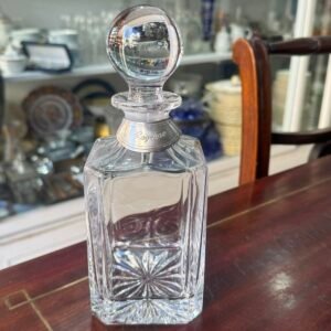 Botellón de cristal con chapita de plateria COGNAC