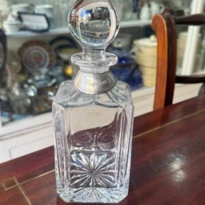 Botellón de cristal con chapita de plateria COGNAC