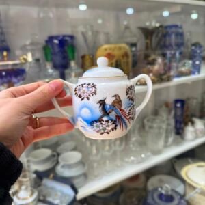 Azucarera porcelana oriental pintada a mano con oro