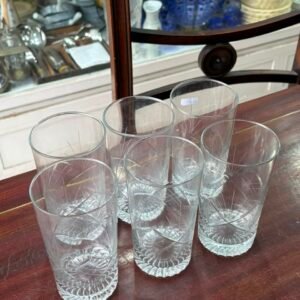 Juego de 6 vasos altos tallados