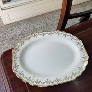 Fuente oval inglesa