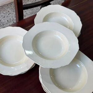 Juego de 10 platos hondos ingleses color marfil