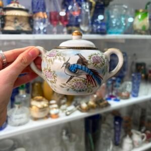 Azucarera porcelana oriental pintada a mano con oro