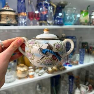 Azucarera porcelana oriental pintada a mano con oro