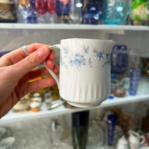 Lechera porcelana tsuji