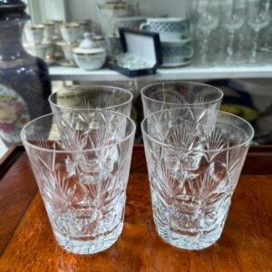 Set de 4 vasos de cristal súper tallados