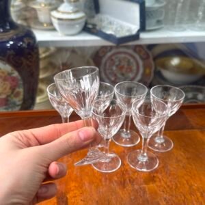 Juego de 7 copas de cristal para licor