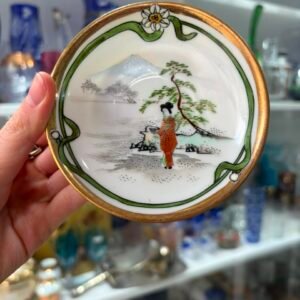 Plato porcelana oriental pintado a mano