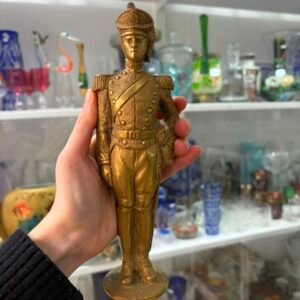 Granadero de bronce