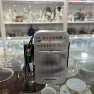 Radio portatil PANASONIC AM FM a pilas