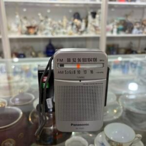 Radio portatil PANASONIC AM FM a pilas