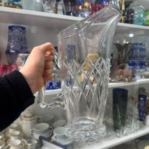 Jarra de cristal súper tallado con pico vertedor