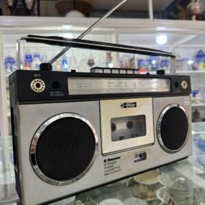 Radiograbador STEREO con microfono incorporado